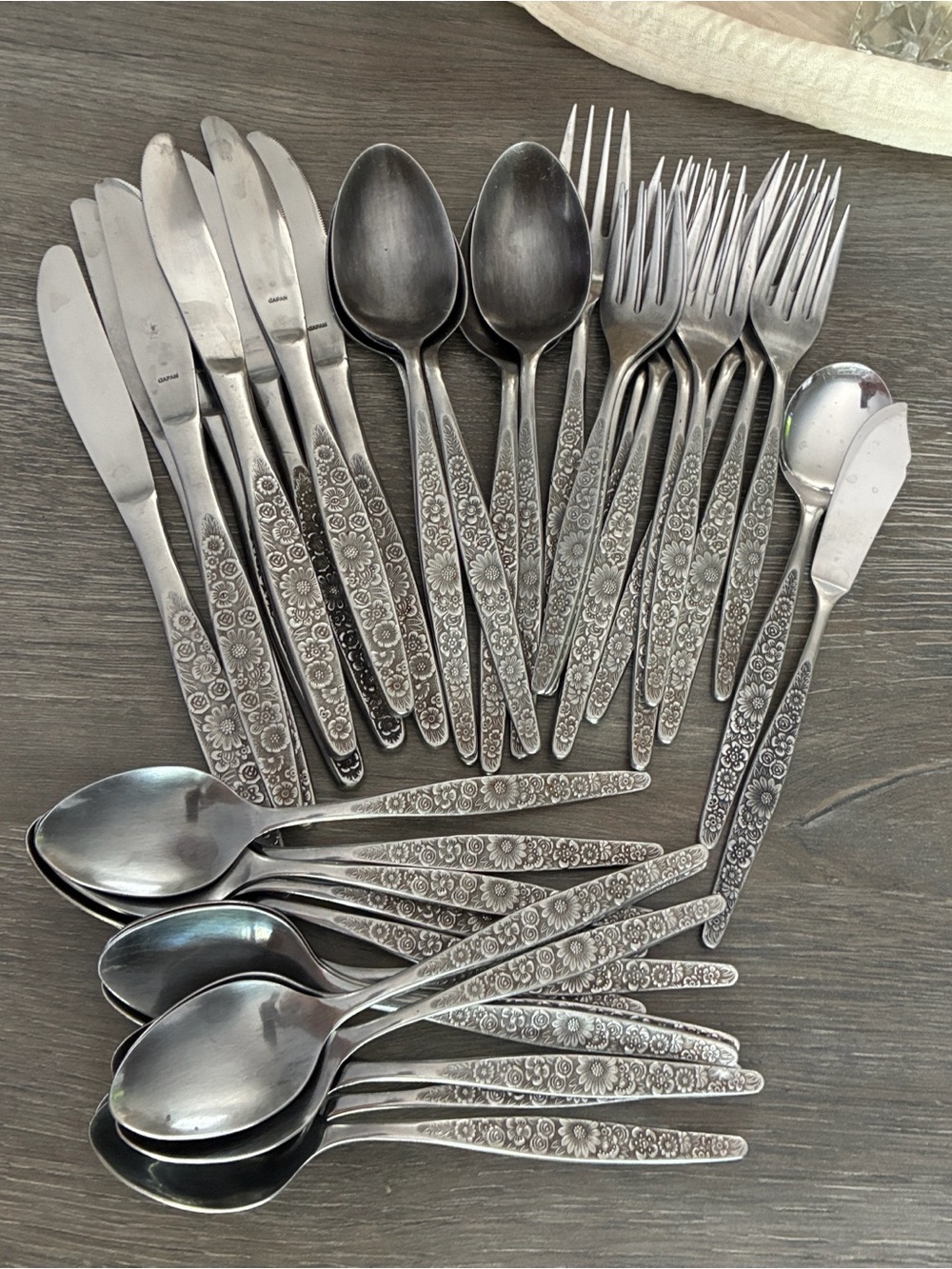 Vintage Interpur Jardinera Daisy and Floral Stainless Steel Japan 39 piece